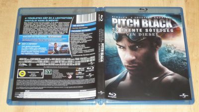 Pitch Black - 22 évente sötétség - (BD + DVD)
