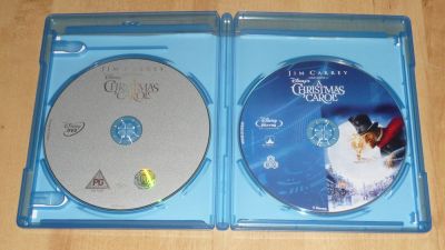 Karácsonyi ének (BD + DVD)
