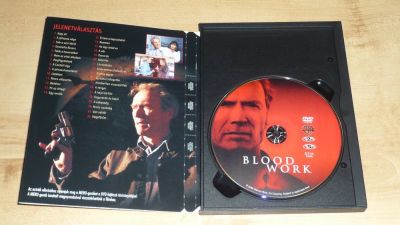 Véres munka
