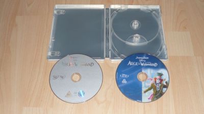 Alice Csodaországban (2010) (BD + DVD)
