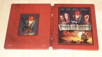 A Karib-tenger kalózai 1. - A fekete gyöngy átka -
