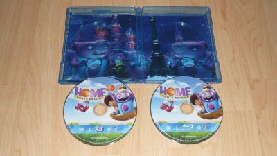 Végre otthon! (BD3D + BD)
