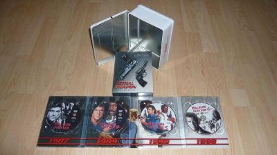 Halálos fegyver gyűjtemény (4 DVD)
