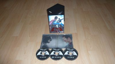Batman Superman ellen: Az igazság hajnala (mozi és bővített változat)  (BD3D + 2BD + UHD)
