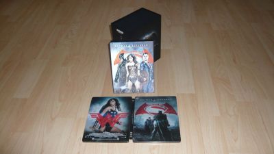 Batman Superman ellen: Az igazság hajnala (mozi és bővített változat)  (BD3D + 2BD + UHD)
